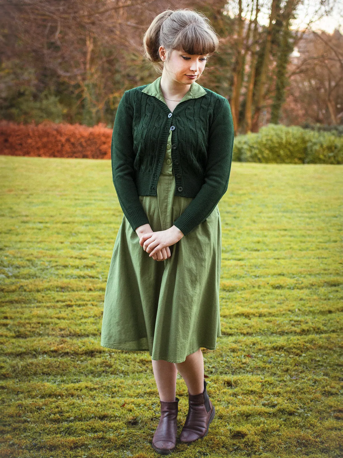 1940s Vintage Melody Shirtwaist Dress in Willow Green