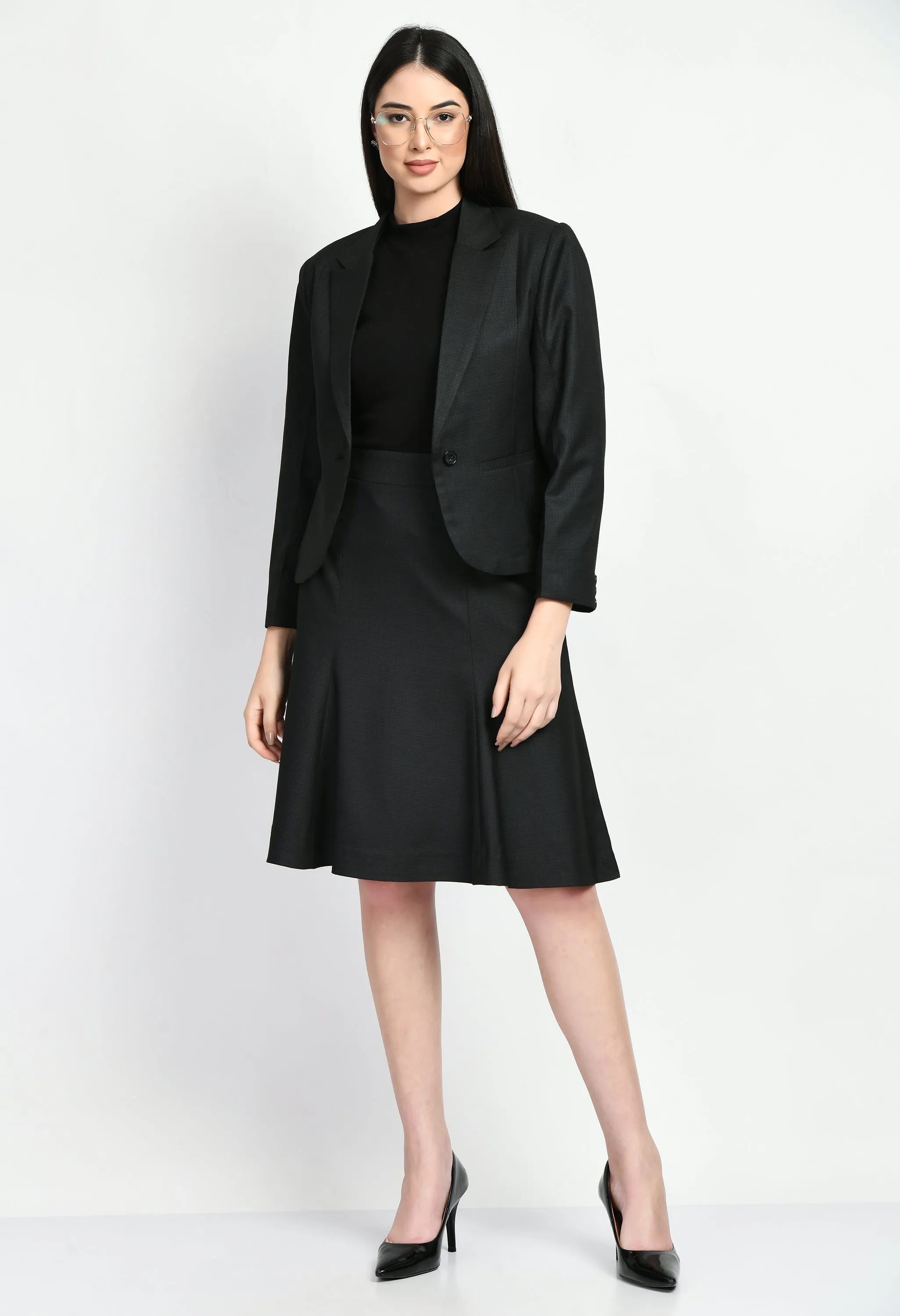 Exude Radiance Checked Short Blazer A-line Skirt Suit (Black)