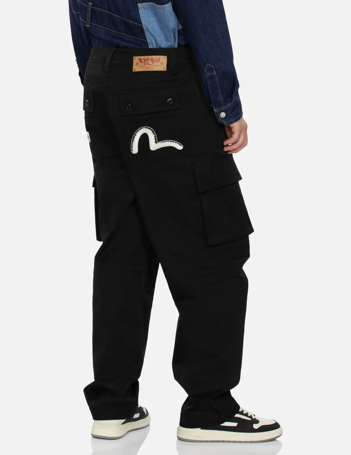 Kamon and Seagull Embroidery Loose Fit Cargo Pants