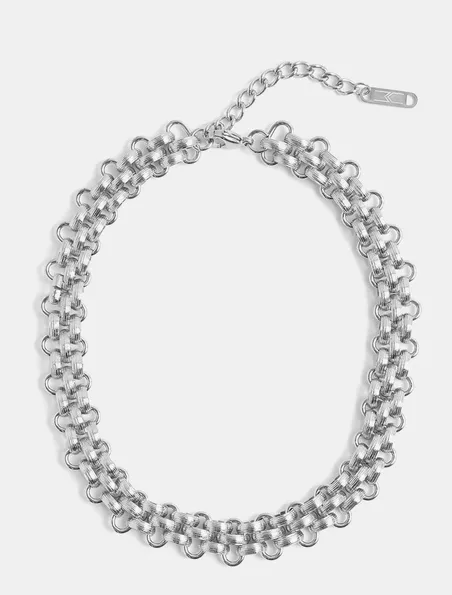 Lattice Choker