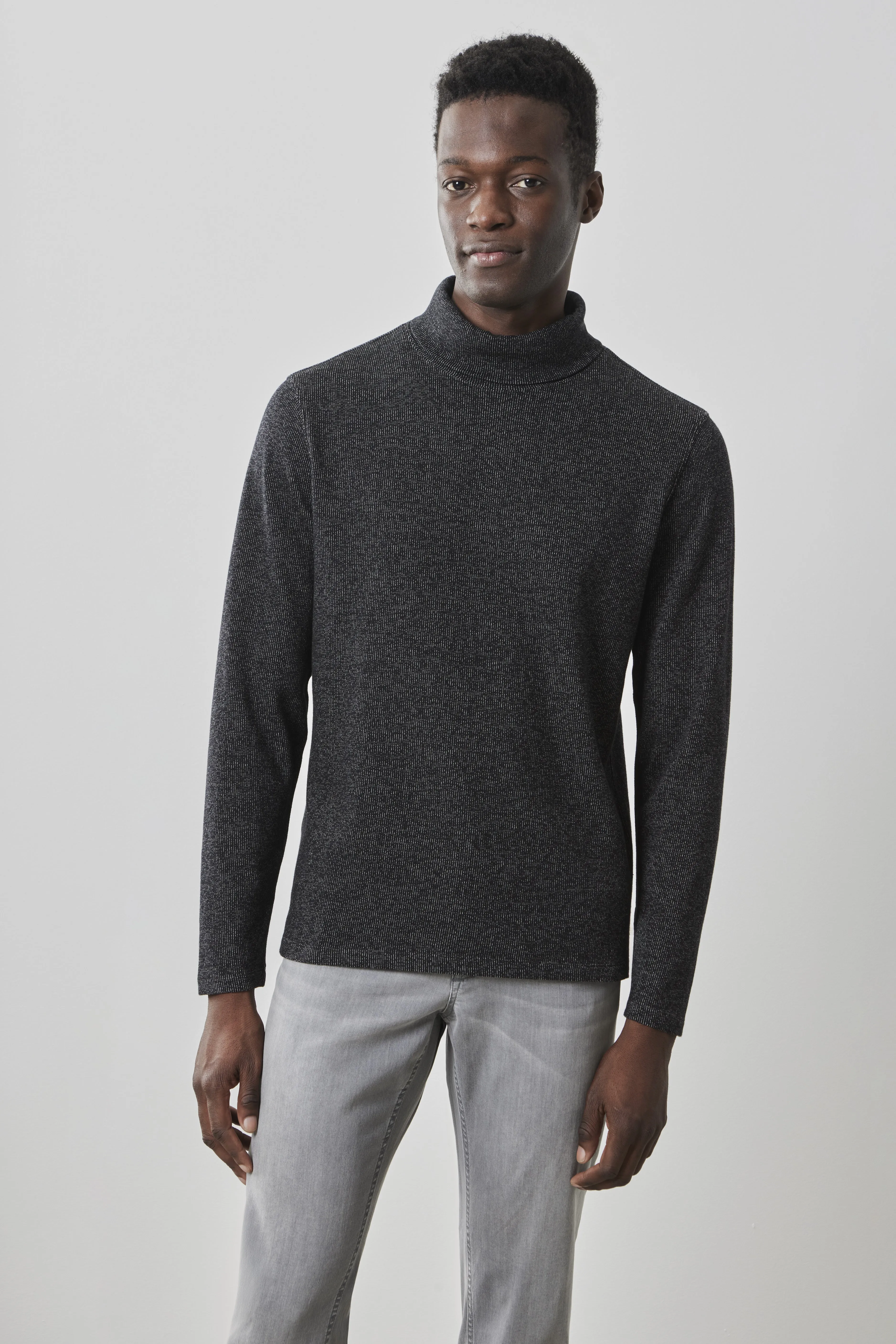 Midhurst Long-Sleeve Turtleneck