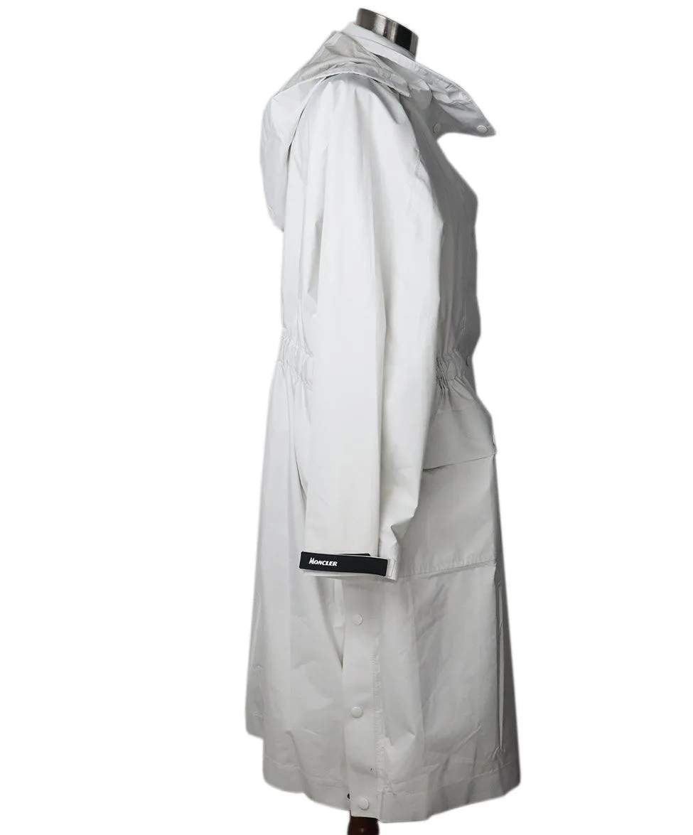 Moncler White Trench Coat sz 6