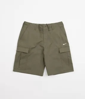 Nike SB Cargo Shorts - Medium Olive / White