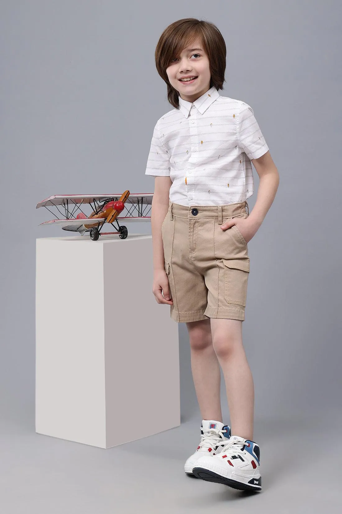 One Friday Boys Beige Cotton Shorts with flapped cargo pockets