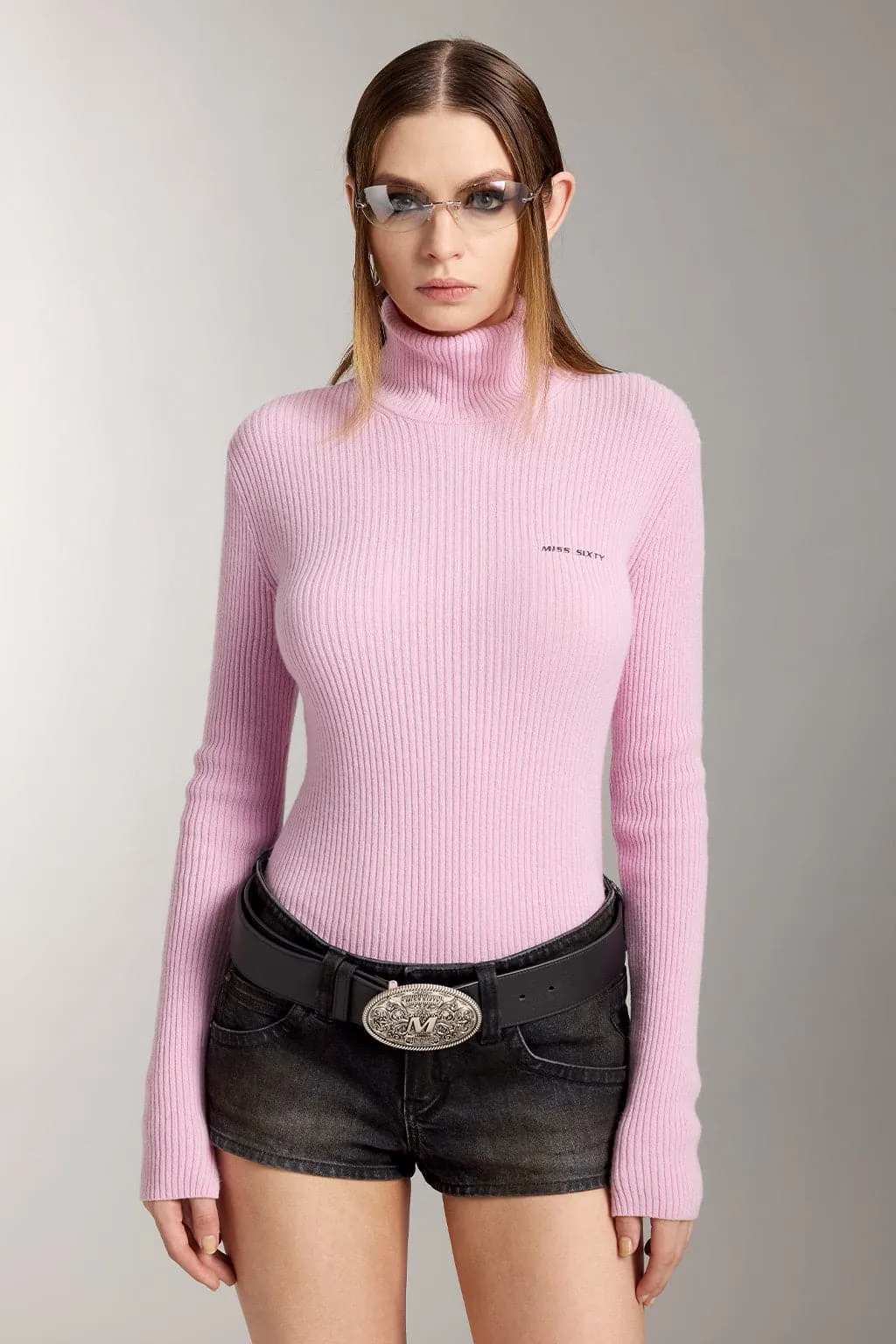 Turtleneck Wool Knit Top With Embroidered